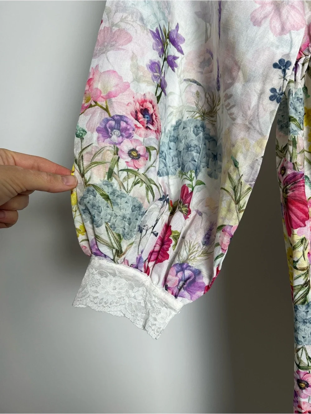 NWT Let Me Be Floral Midi Dress - Picture 7 of 13